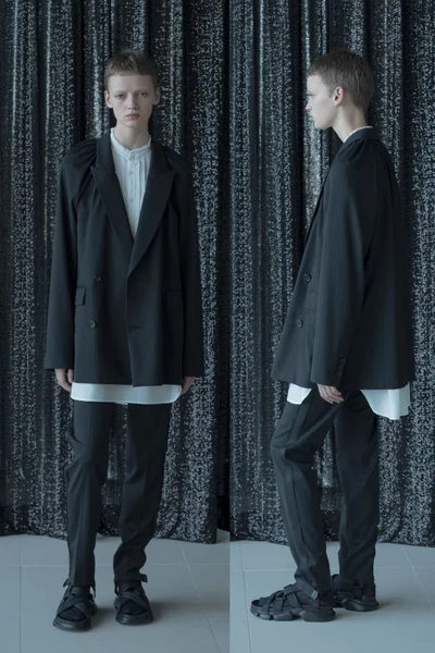 Look 28